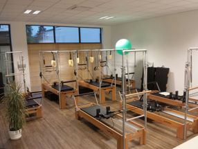 studio_pilates_le_mans-salle-cours-reformer-machine